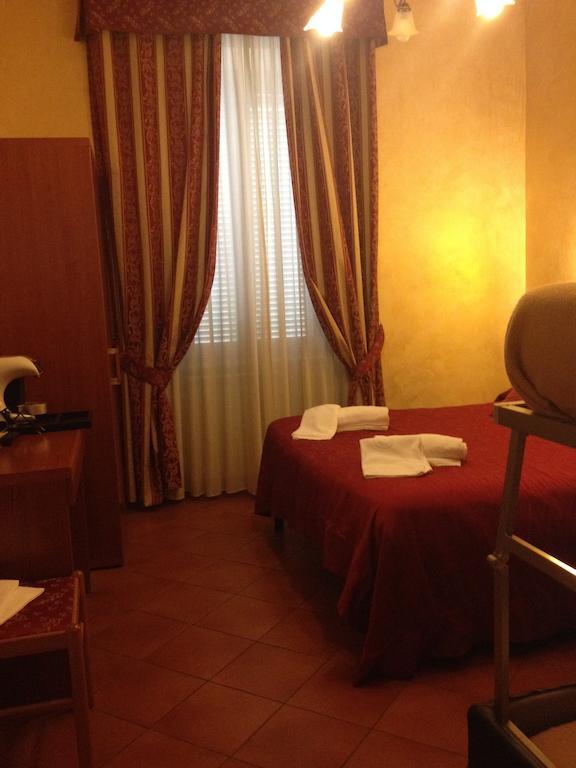 Roma Termini Inn ห้อง รูปภาพ
