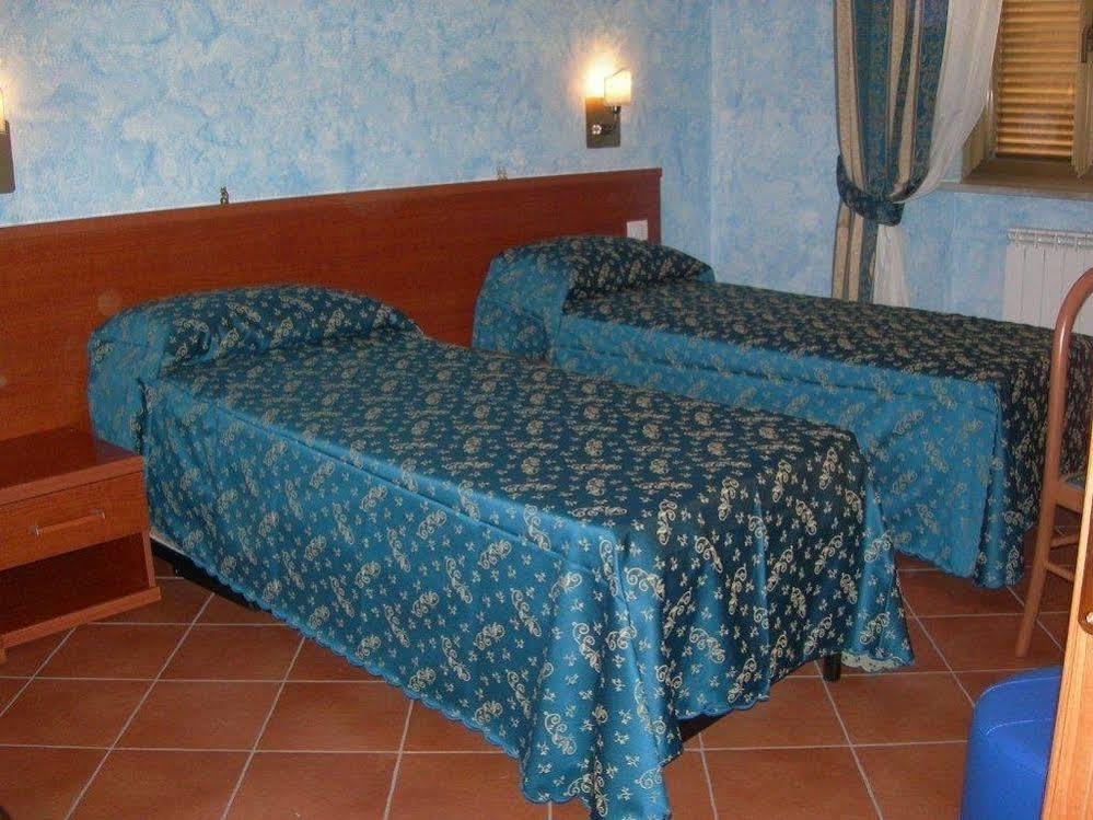 Roma Termini Inn ภายนอก รูปภาพ