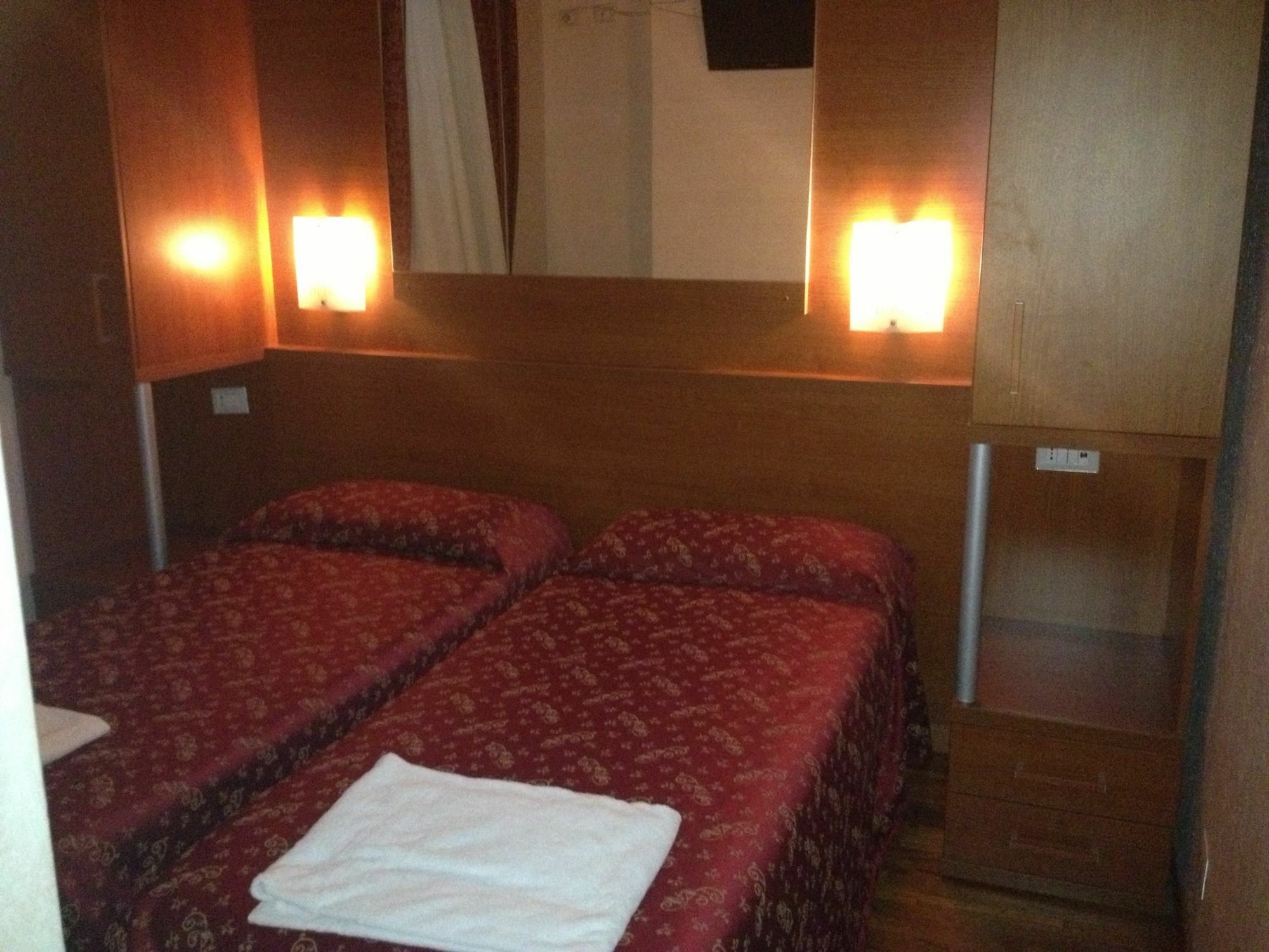 Roma Termini Inn ภายนอก รูปภาพ